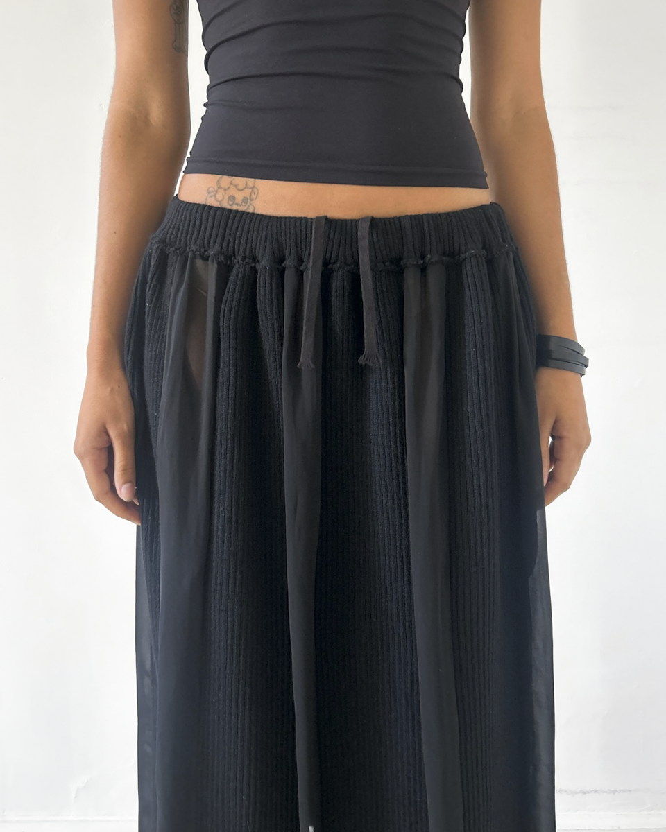 Robe de Chambre AW2002 Knit Pleated Skirt