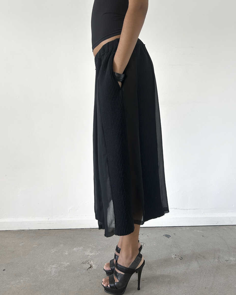 Robe de Chambre AW2002 Knit Pleated Skirt