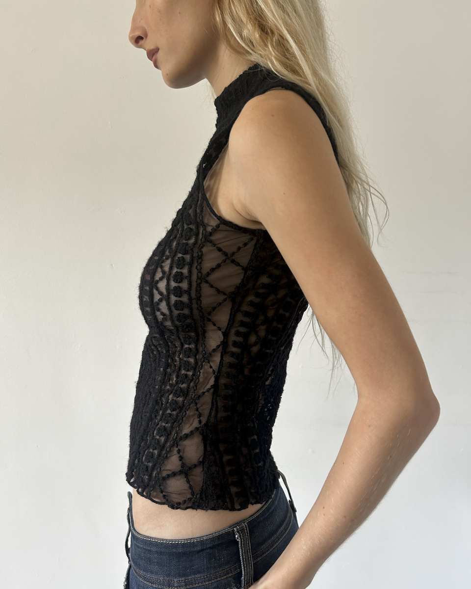 Tunnel Sleeveless Wool Embroidered Top