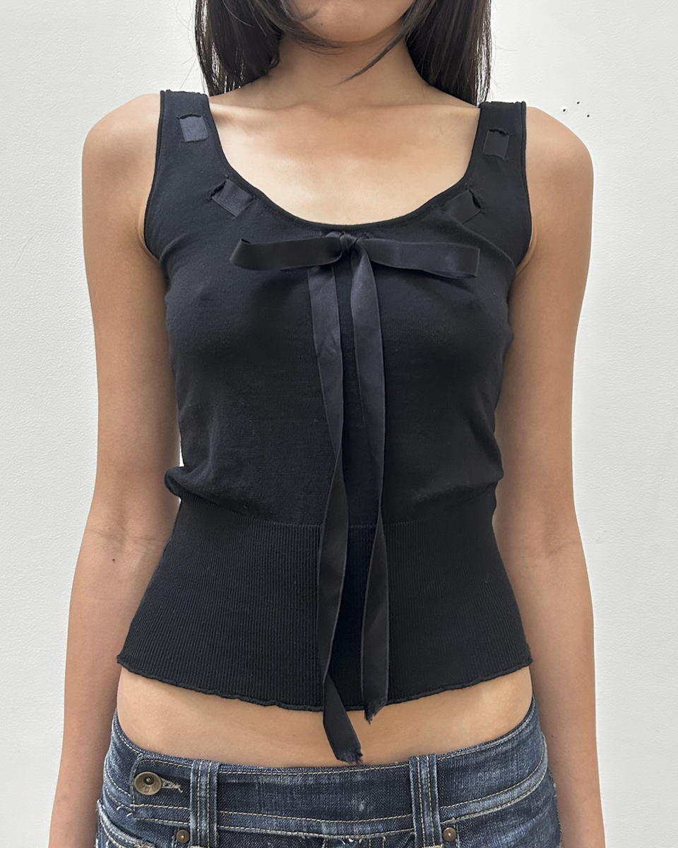 Anna Molinari Couture Sleeveless Ribbon Top