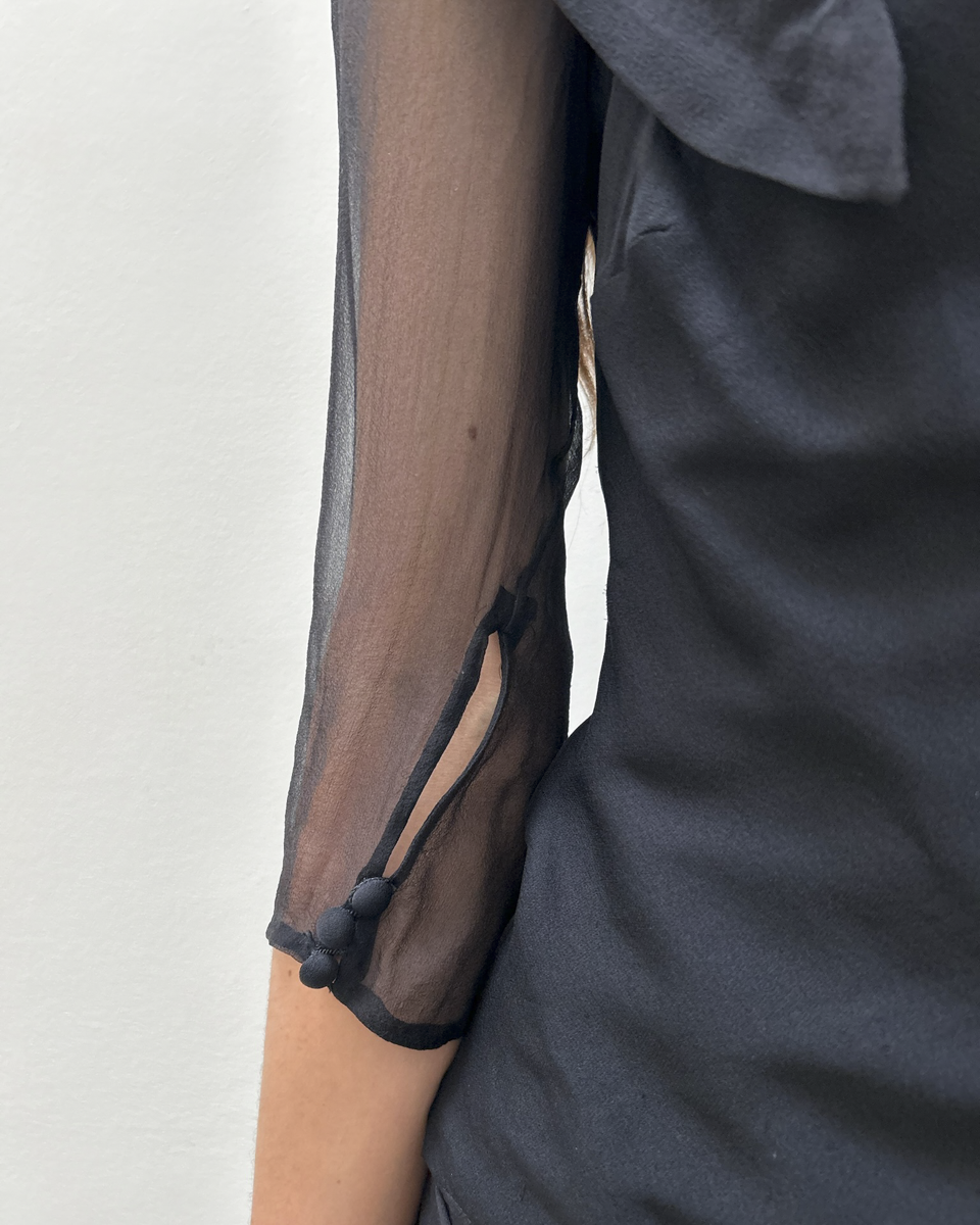 Gucci SS2006 Ruffle-Shoulder Silk Blouse