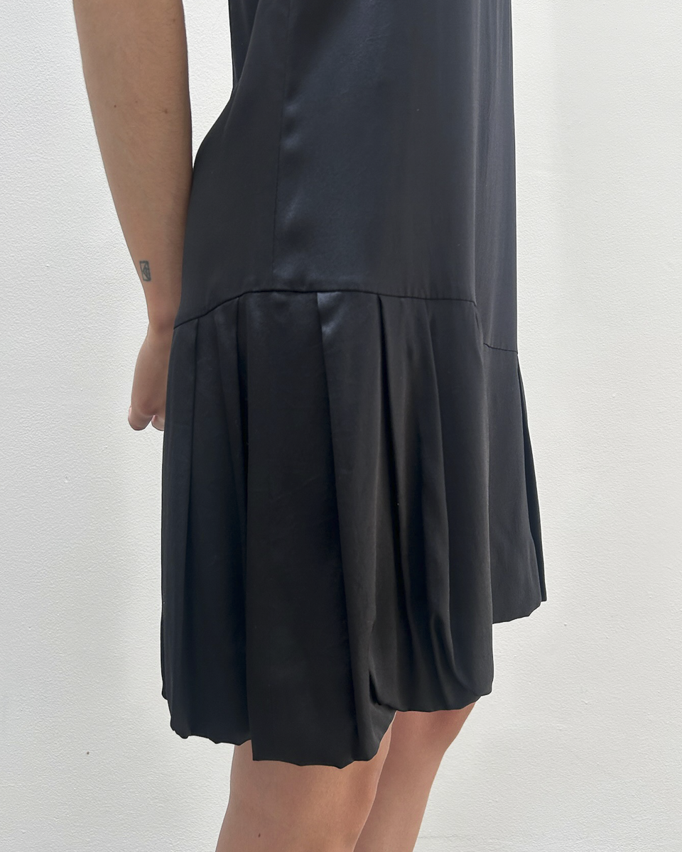 Anna Molinari Silk Ruffle Pleated Dress
