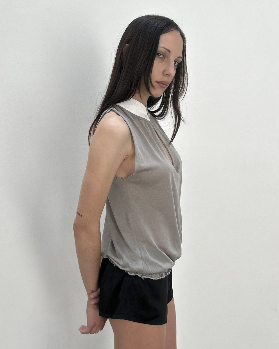 Philosophy di Alberta Ferretti Keyhole Top