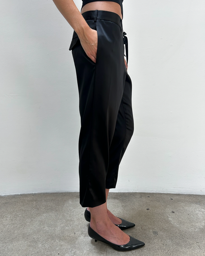Vera Wang Satin Capri