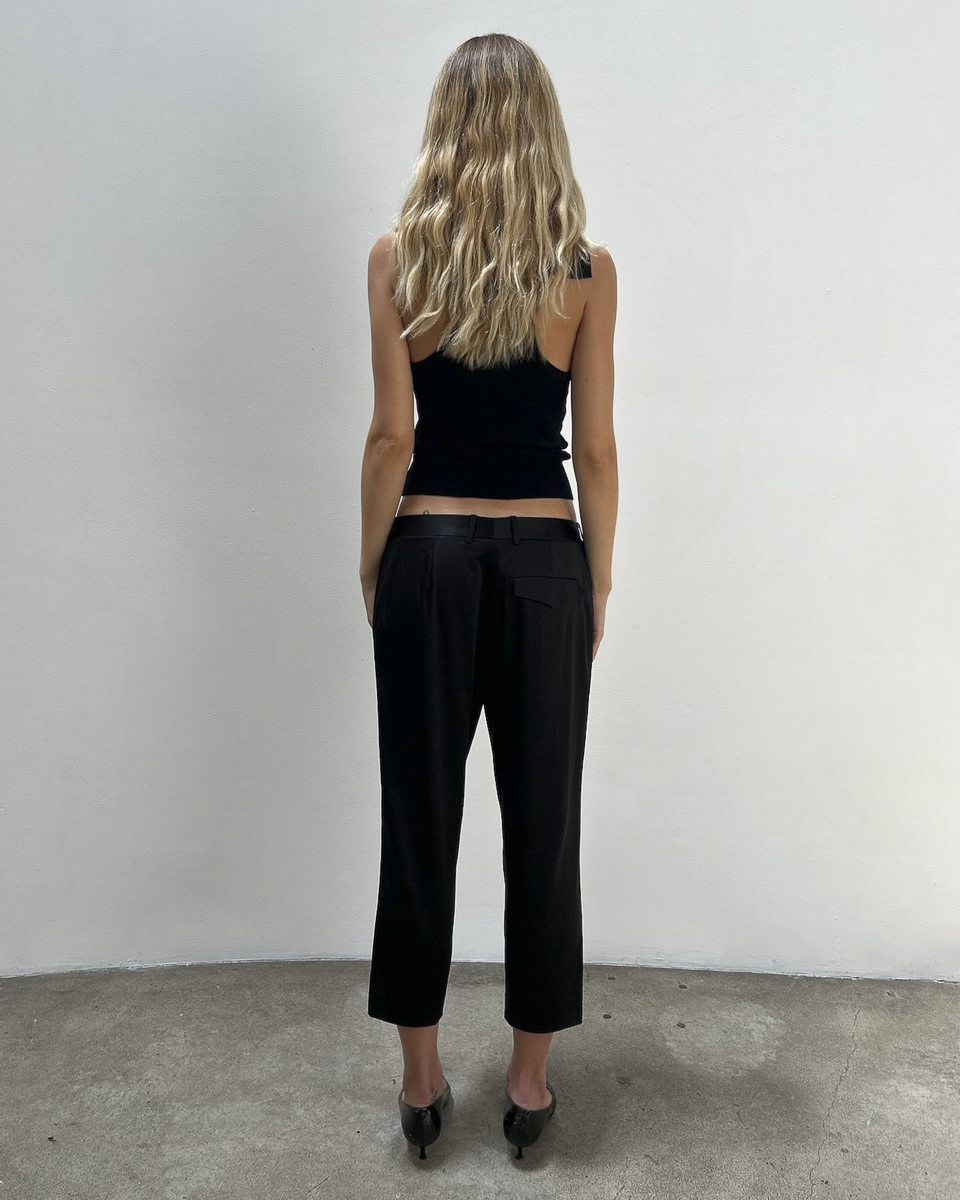 Vera Wang Satin Capri